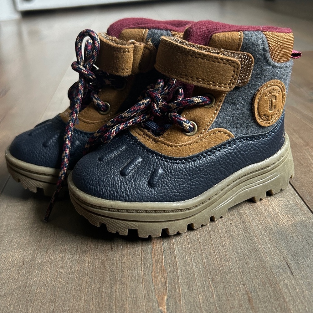 Carter's Duck Boots